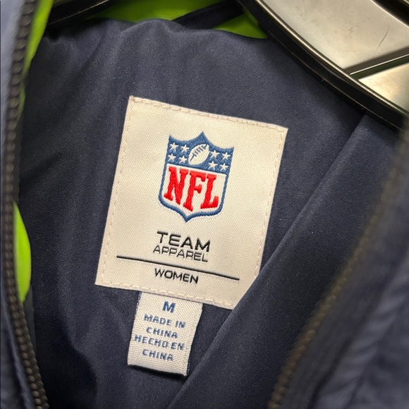 NFL Seattle Seahawks quilted Jacket - Picture 2 of 5